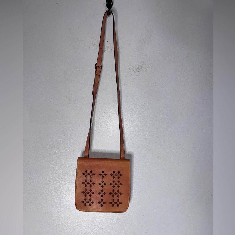Patricia Nash Granada Leather Perforated Shoulder/Crossbody Purse Bag‎